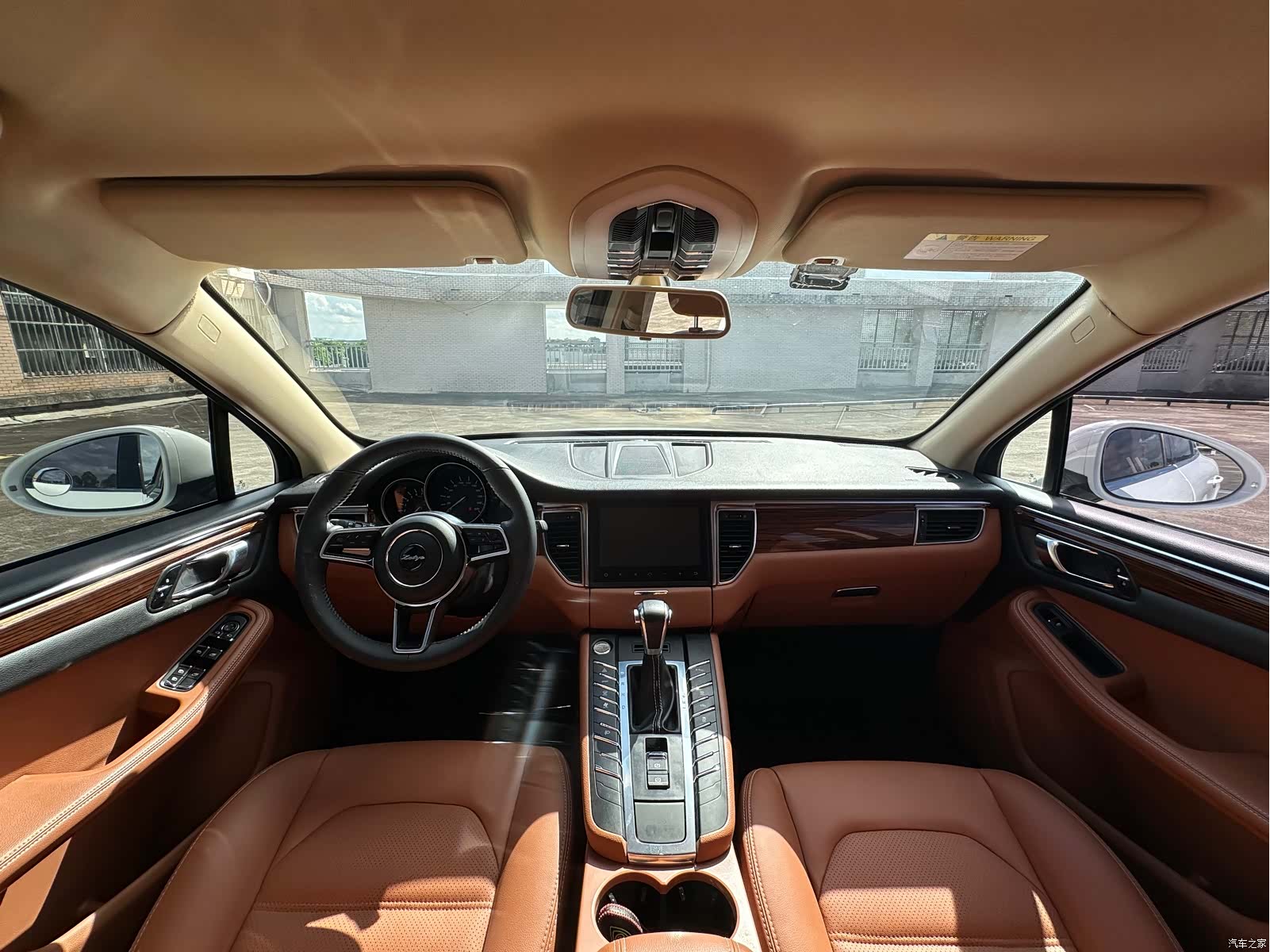 Zotye SR9, 2017 11