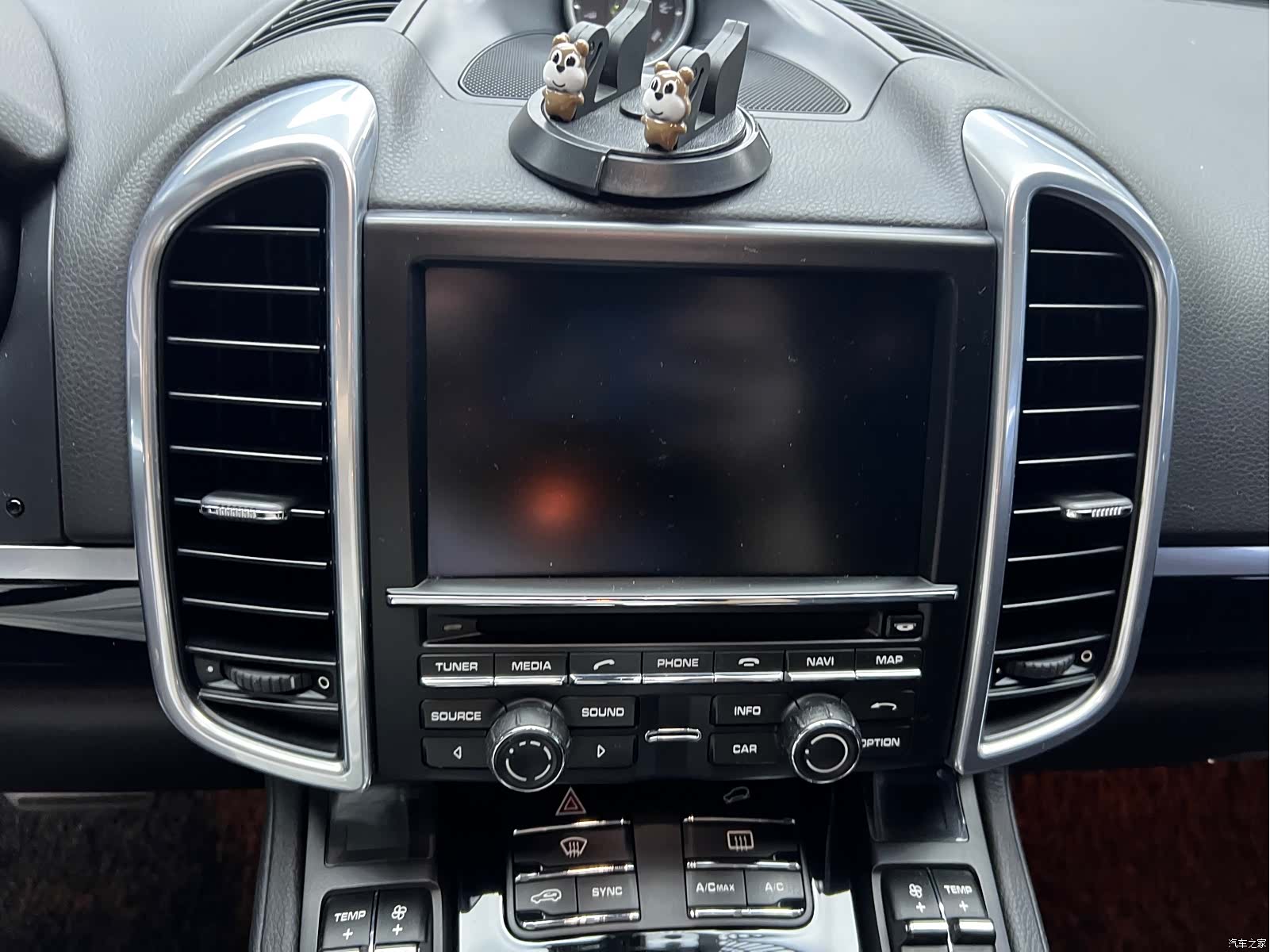 Porsche Cayenne, 2014 11
