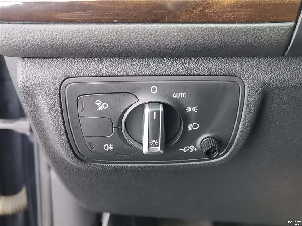 Audi A6L, 2013 21