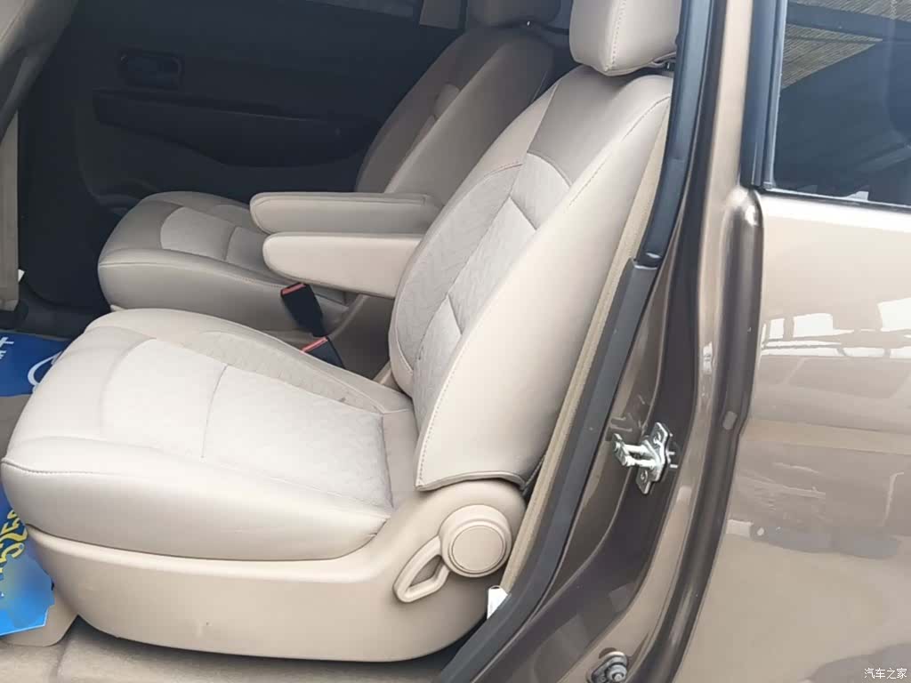 Wuling Hongguang, 2018 17