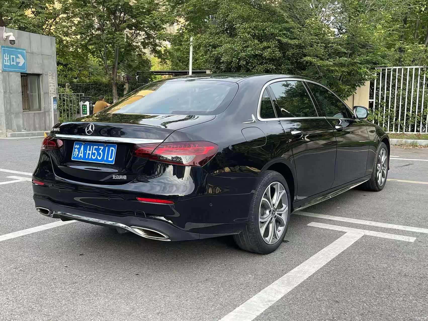 Mercedes-Benz E-Class, 2023 4