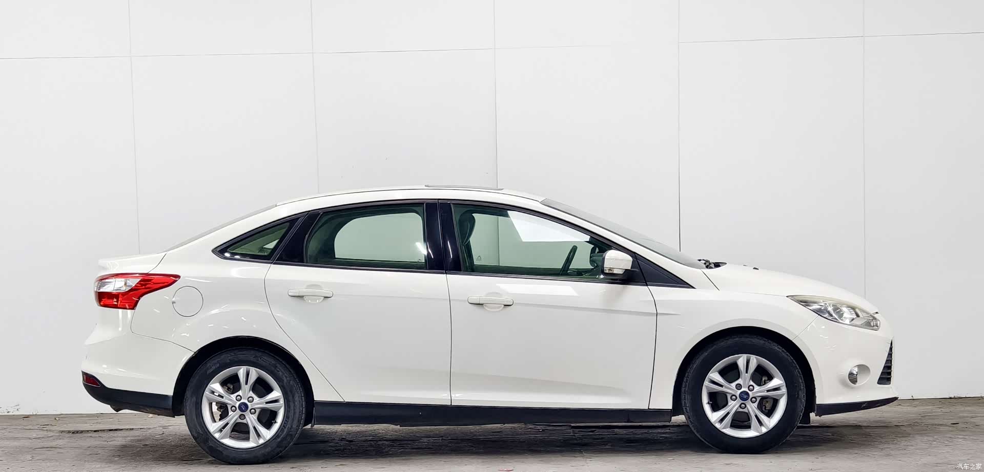 Ford Focus, 2013 8