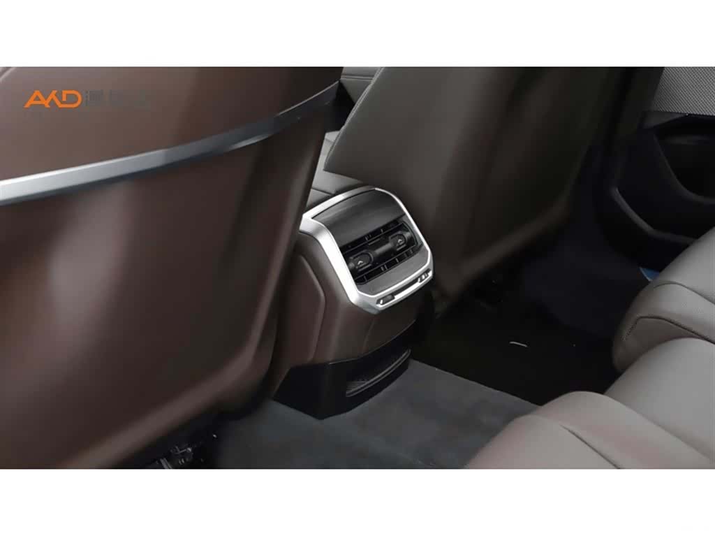 BMW 735Li 3.0T 23 M, 2023 9