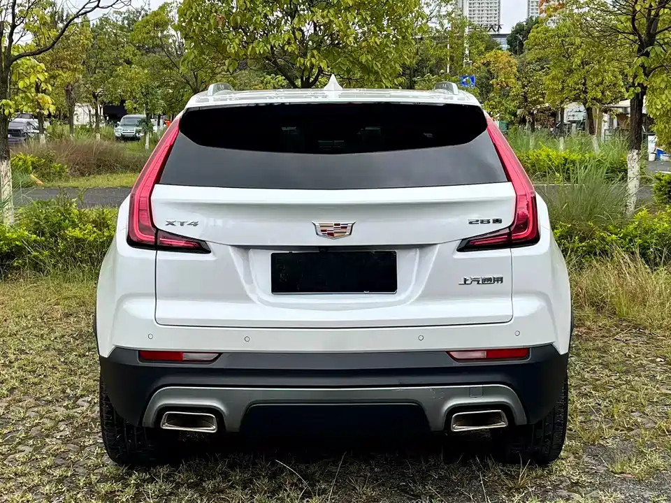 Cadillac XT4
