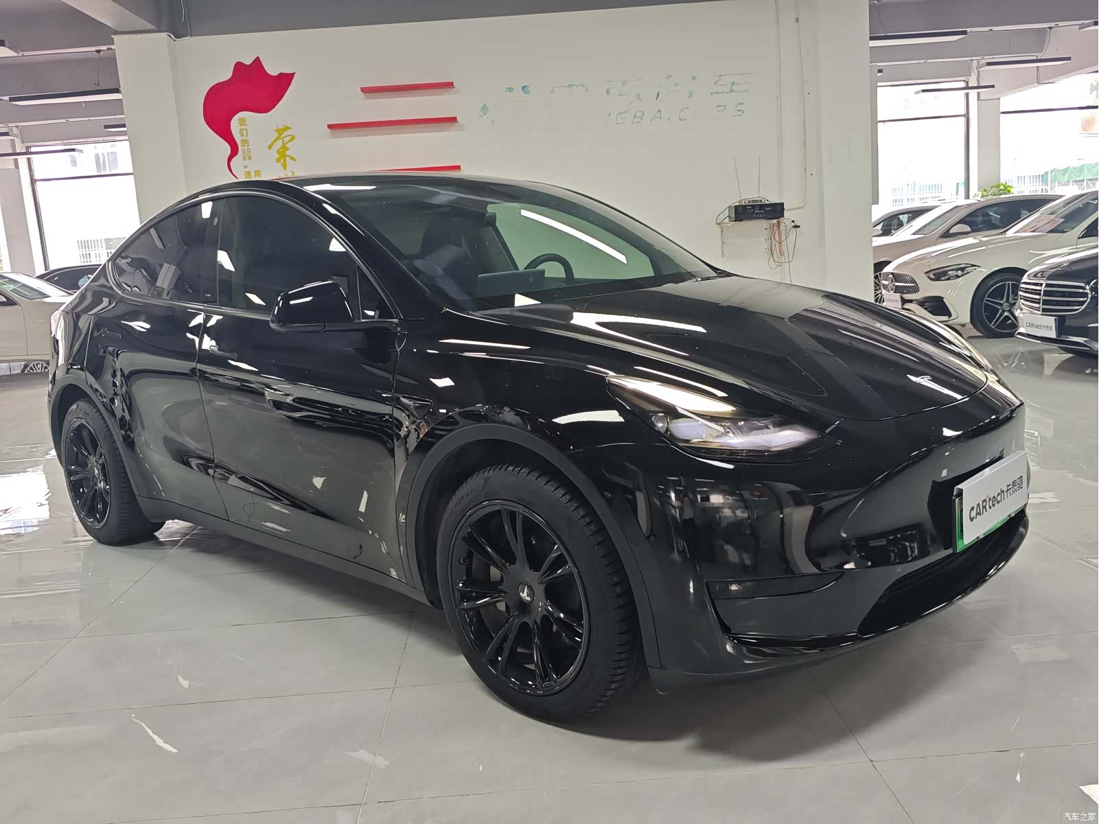 Tesla Model Y, 2022 3