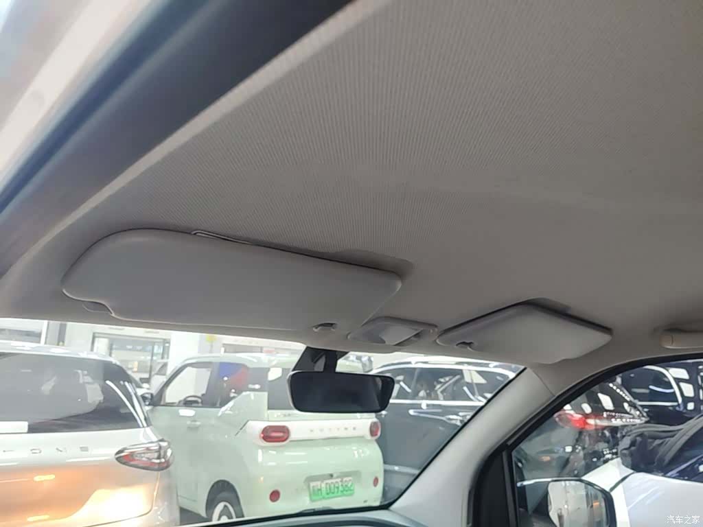Wuling MINIEV, 2022 18