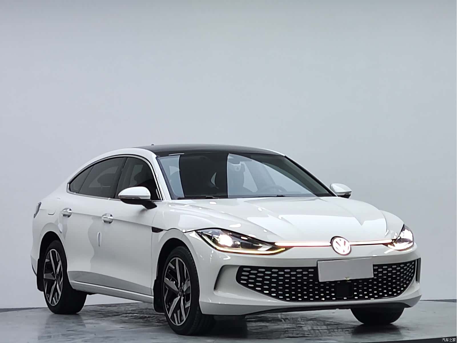 Volkswagen Lamando, 2023 4