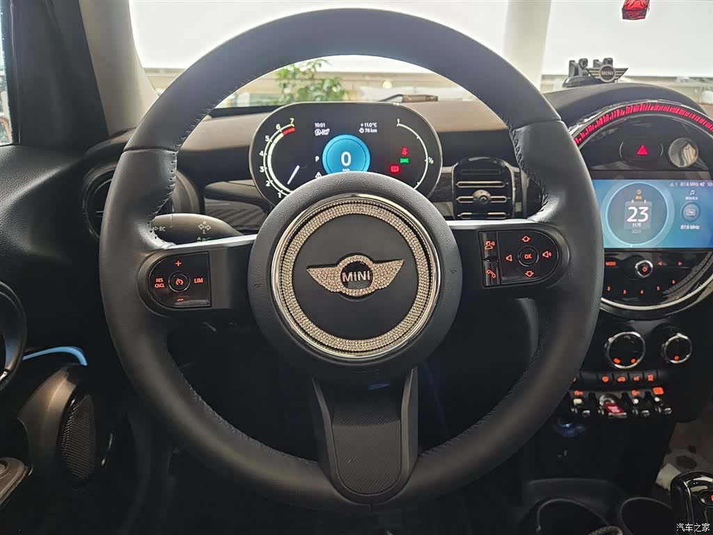 Mini Cooper, 2023 10