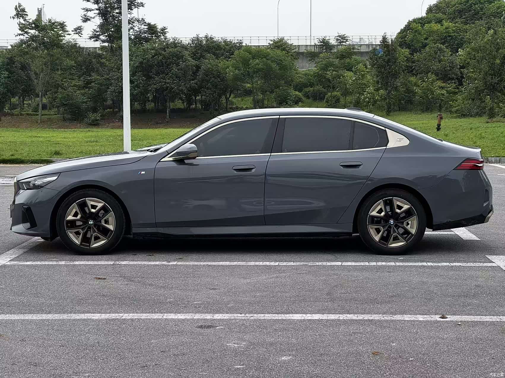 BMW 5 Series, 2024 8