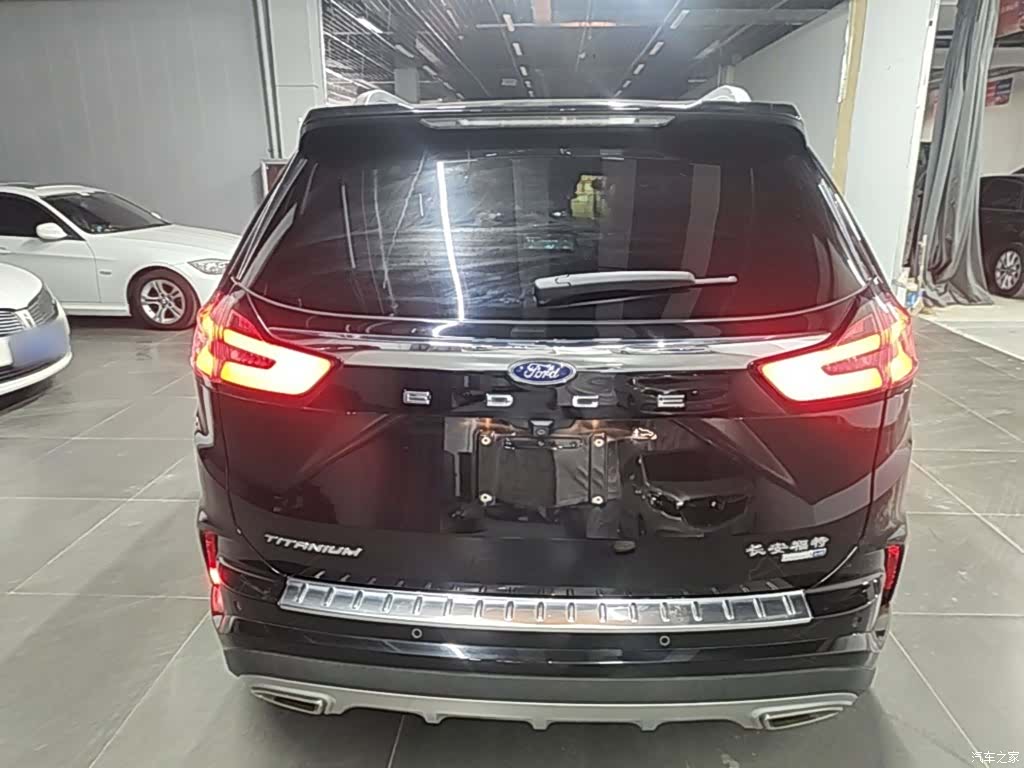Ford Edge, 2023 6