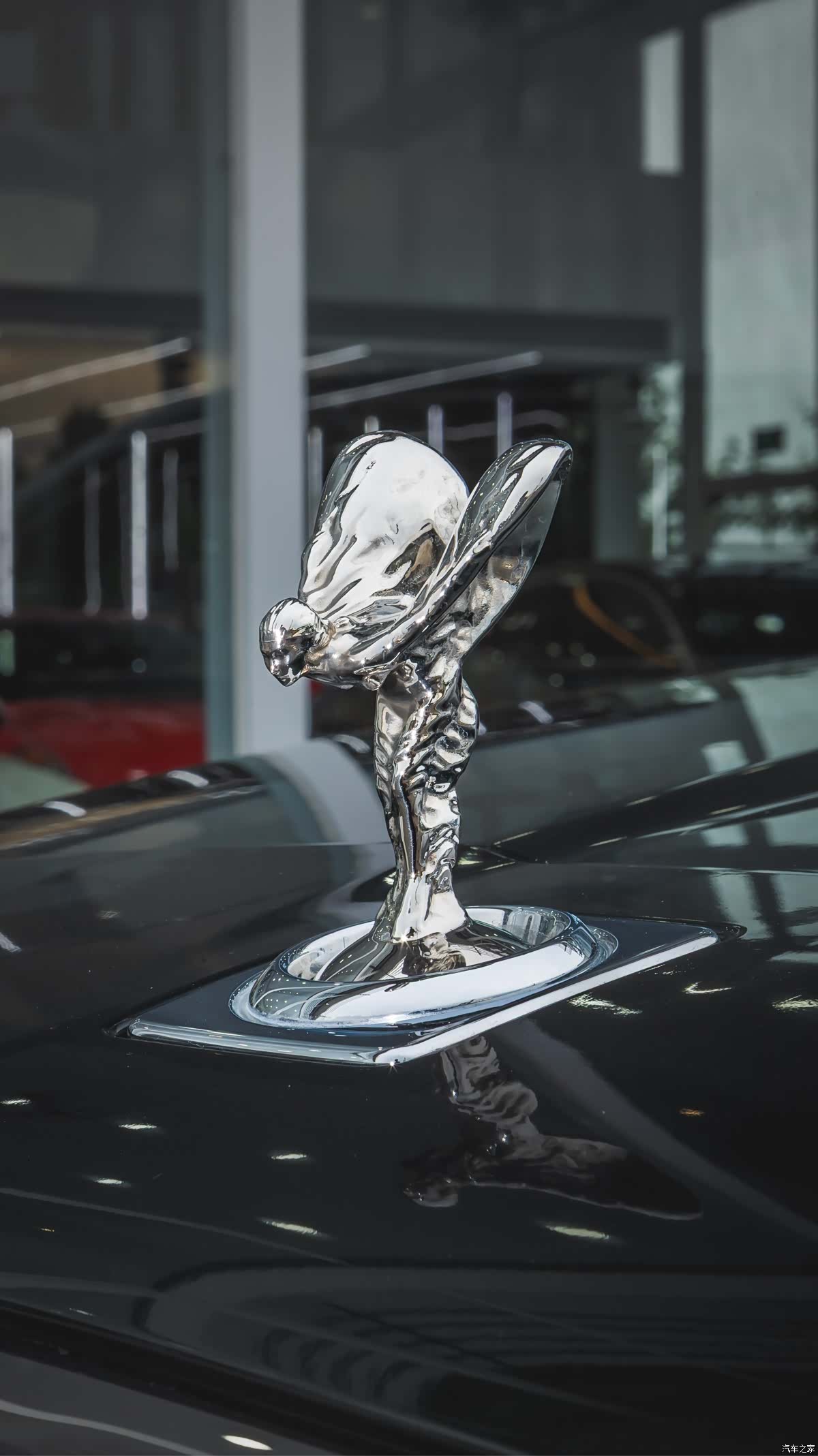 Rolls-Royce Cullinan, 2020 3