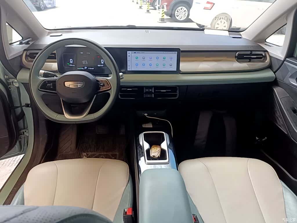 Geely E, 2023 10