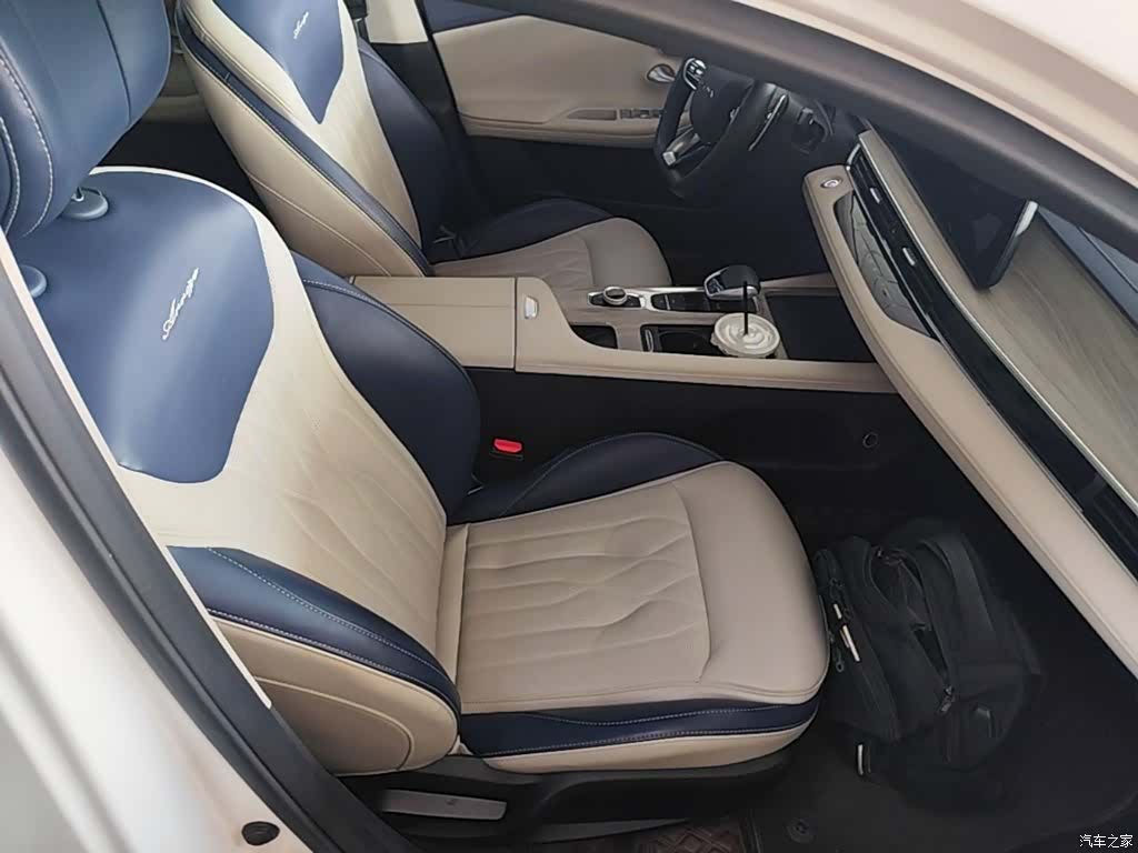 Chery Arrizo 8, 2022 25