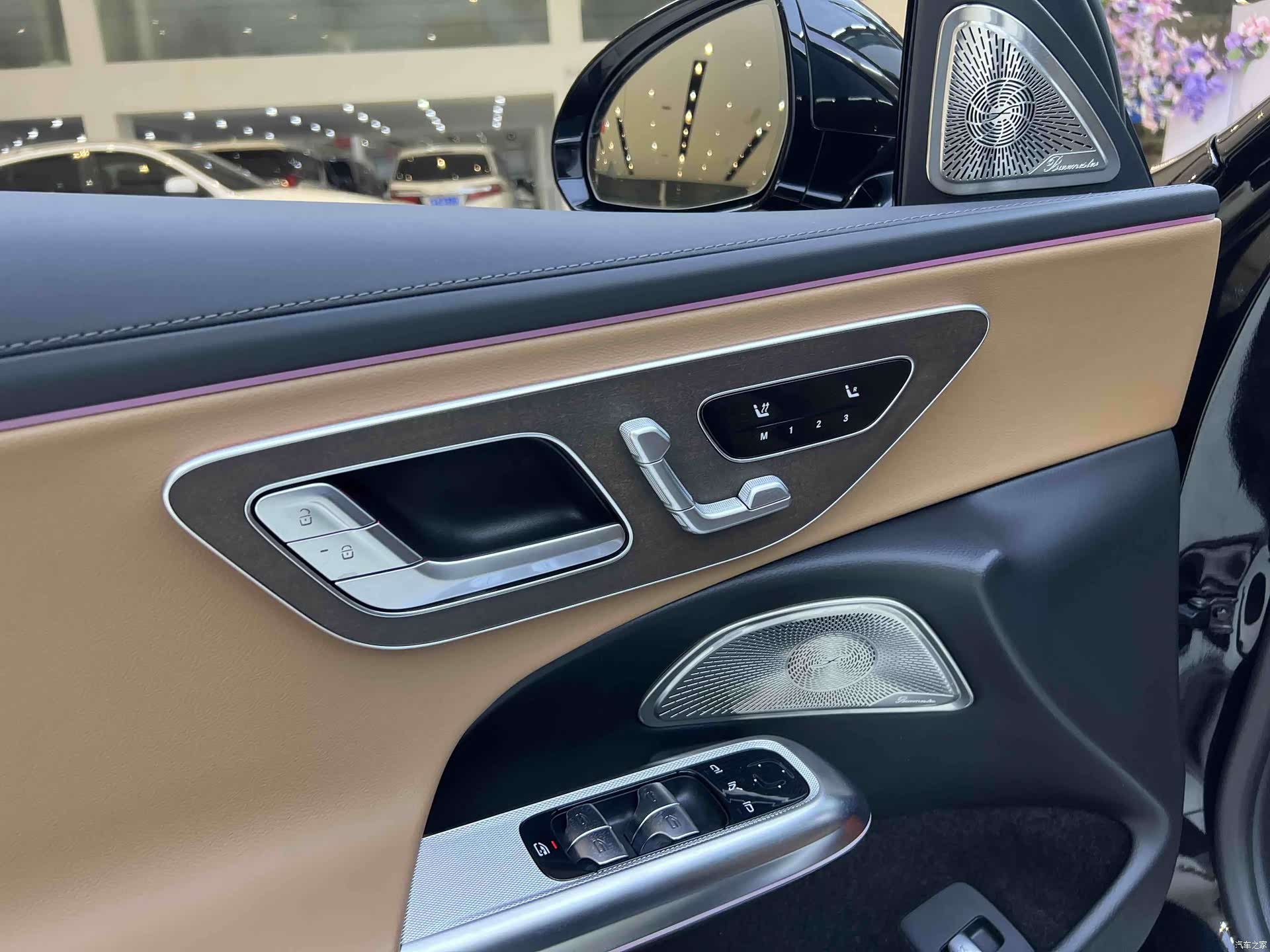 Mercedes-Benz E-Class, 2026 10