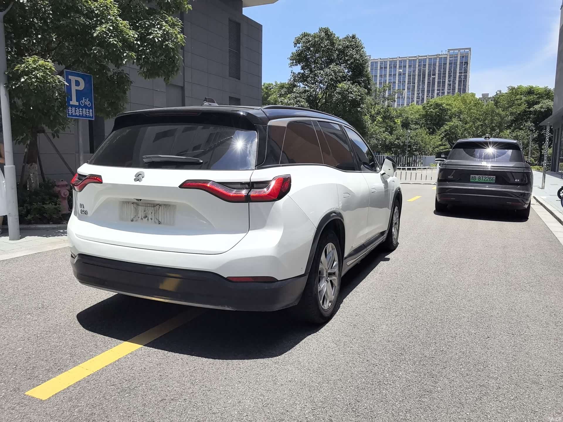 NIO ES8, 2019 12