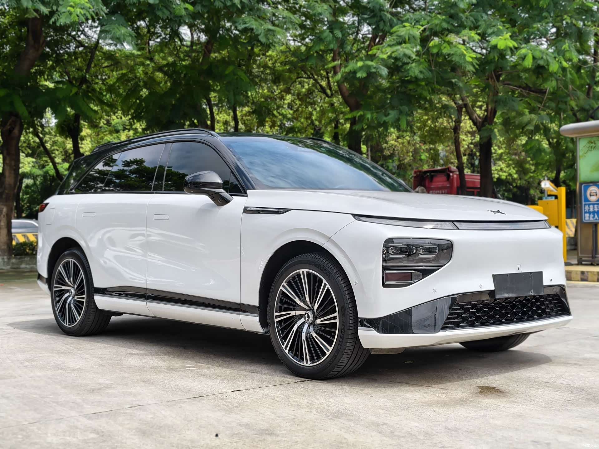 Xpeng G9, 2023 2