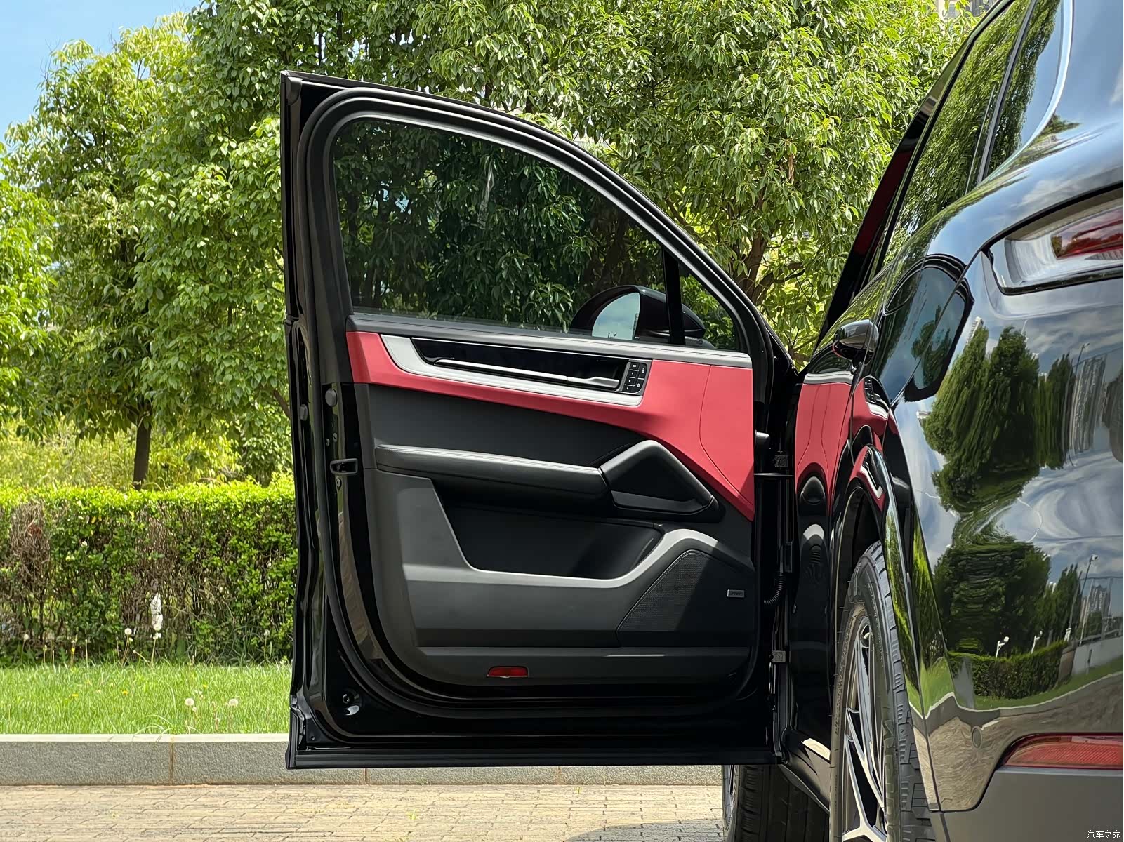 Porsche Cayenne, 2025 8