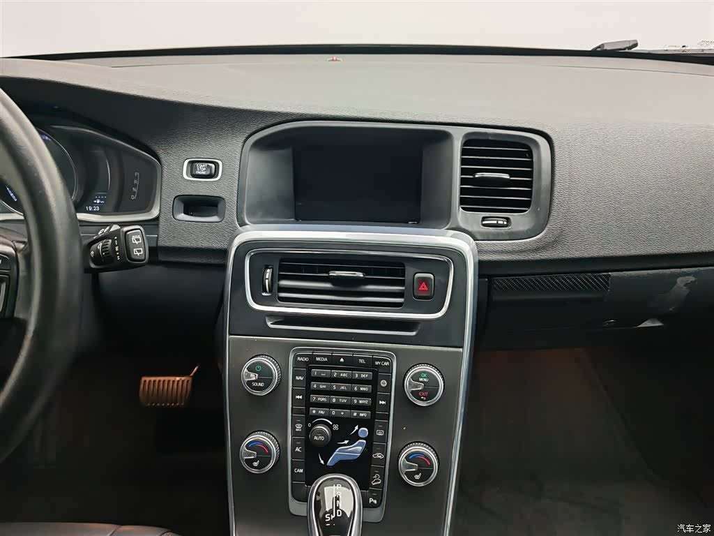 Volvo V60, 2016 12