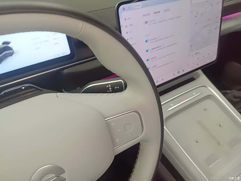 NIO ES6, 2025 14