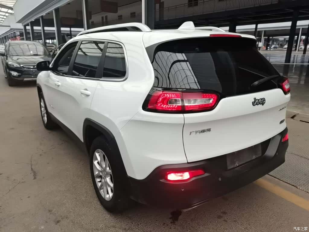 Jeep Cherokee, 2017 все фото