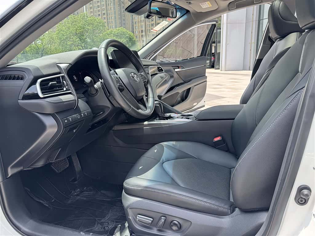 Toyota Camry, 2023 9