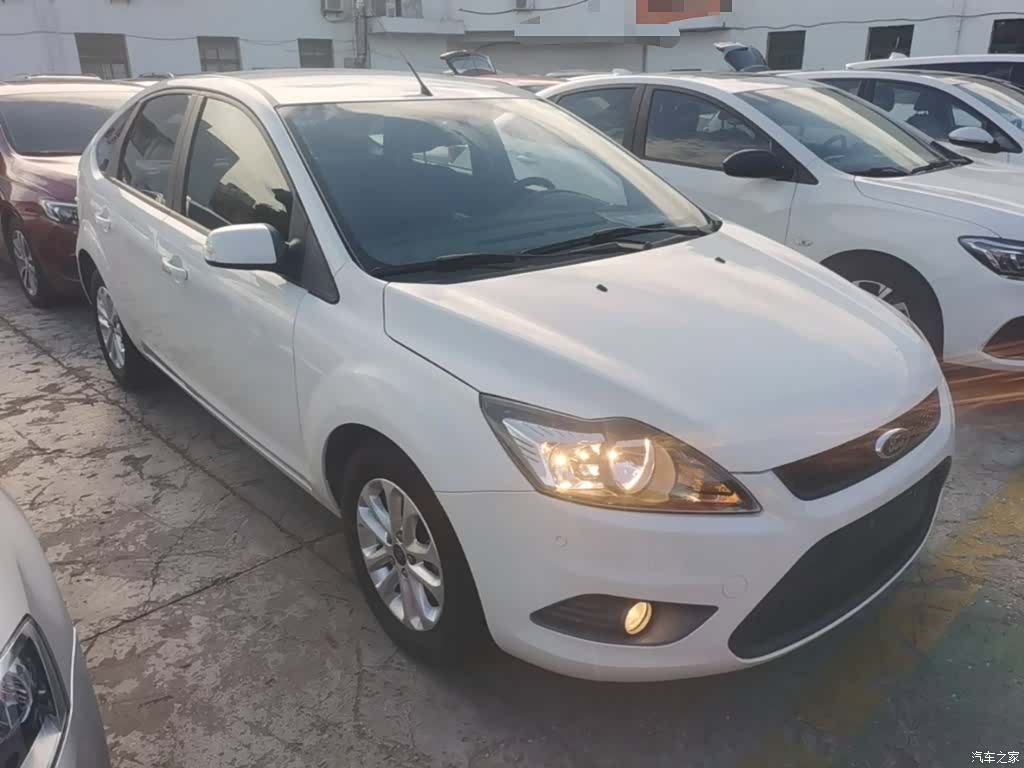 Ford Focus, 2015 4