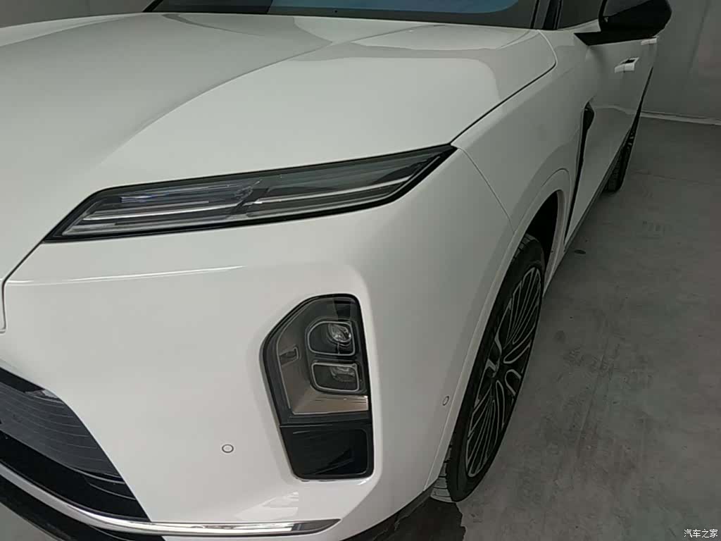 NIO ES8, 2025 24