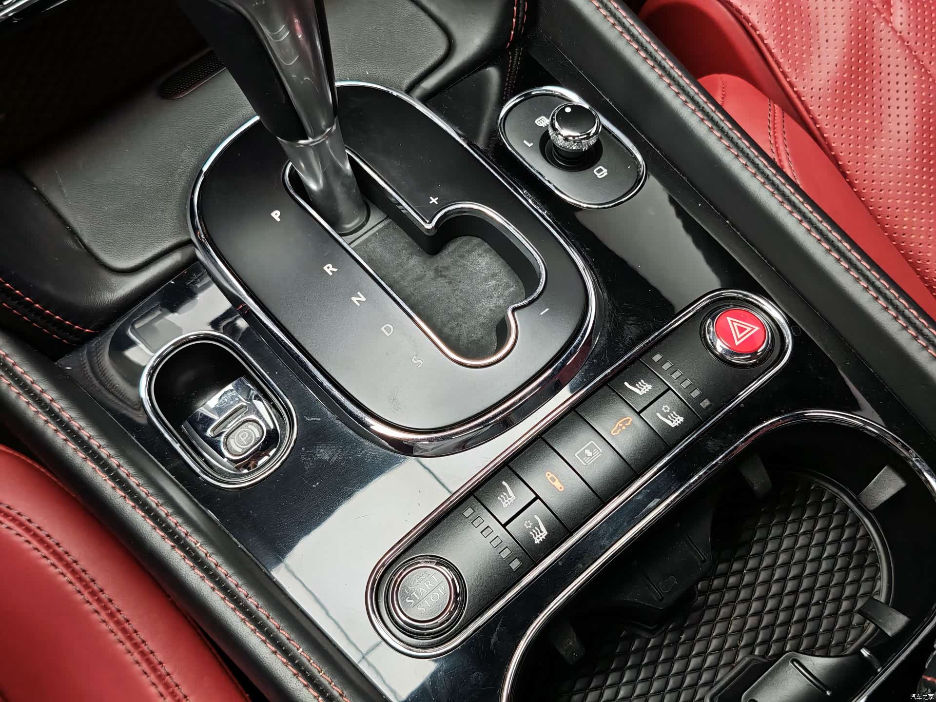 Bentley Flying Spur, 2018 15