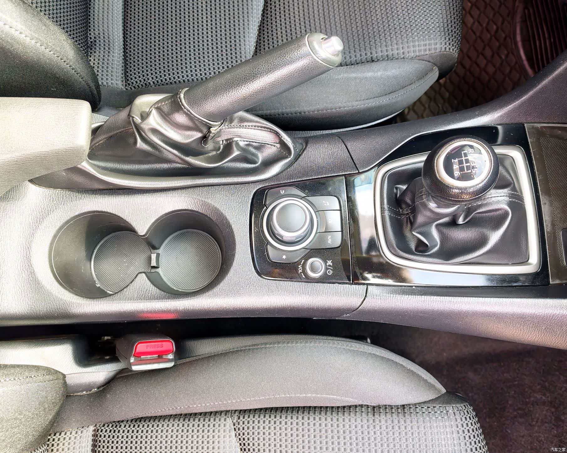 Mazda Mazda3, 2017 23
