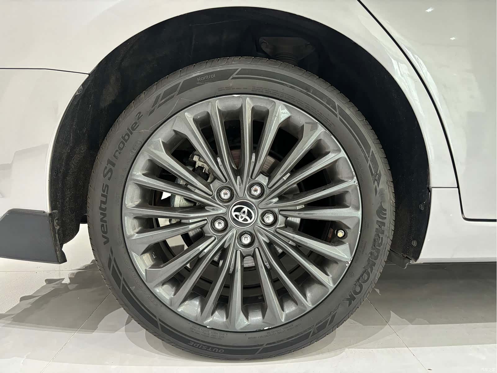 Toyota Avalon, 2021 16