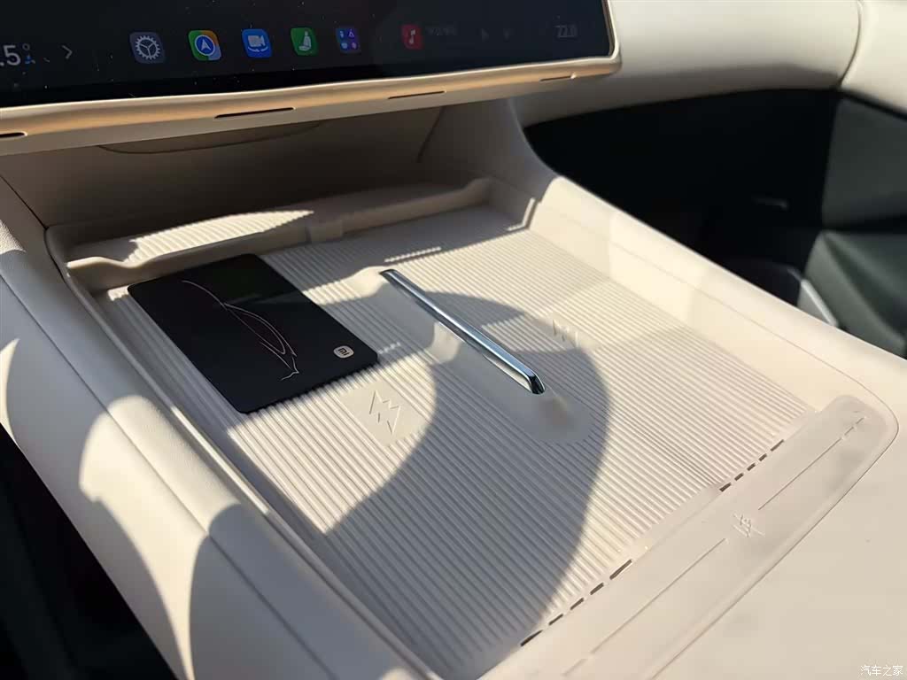Xiaomi YU7, 2025 15