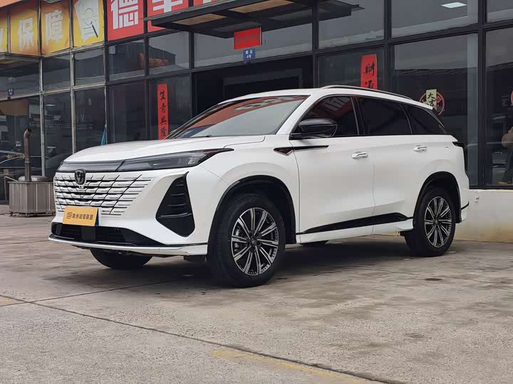 Changan CS75 PLUS 2026 — фото 1