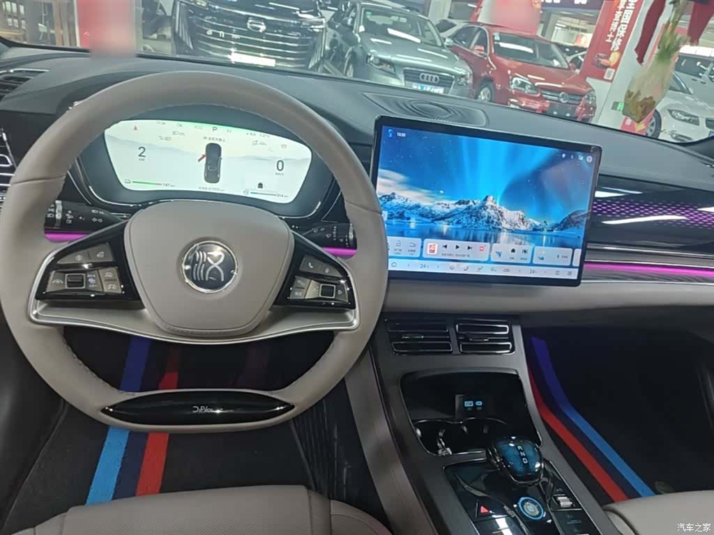 BYD Han, 2024 10