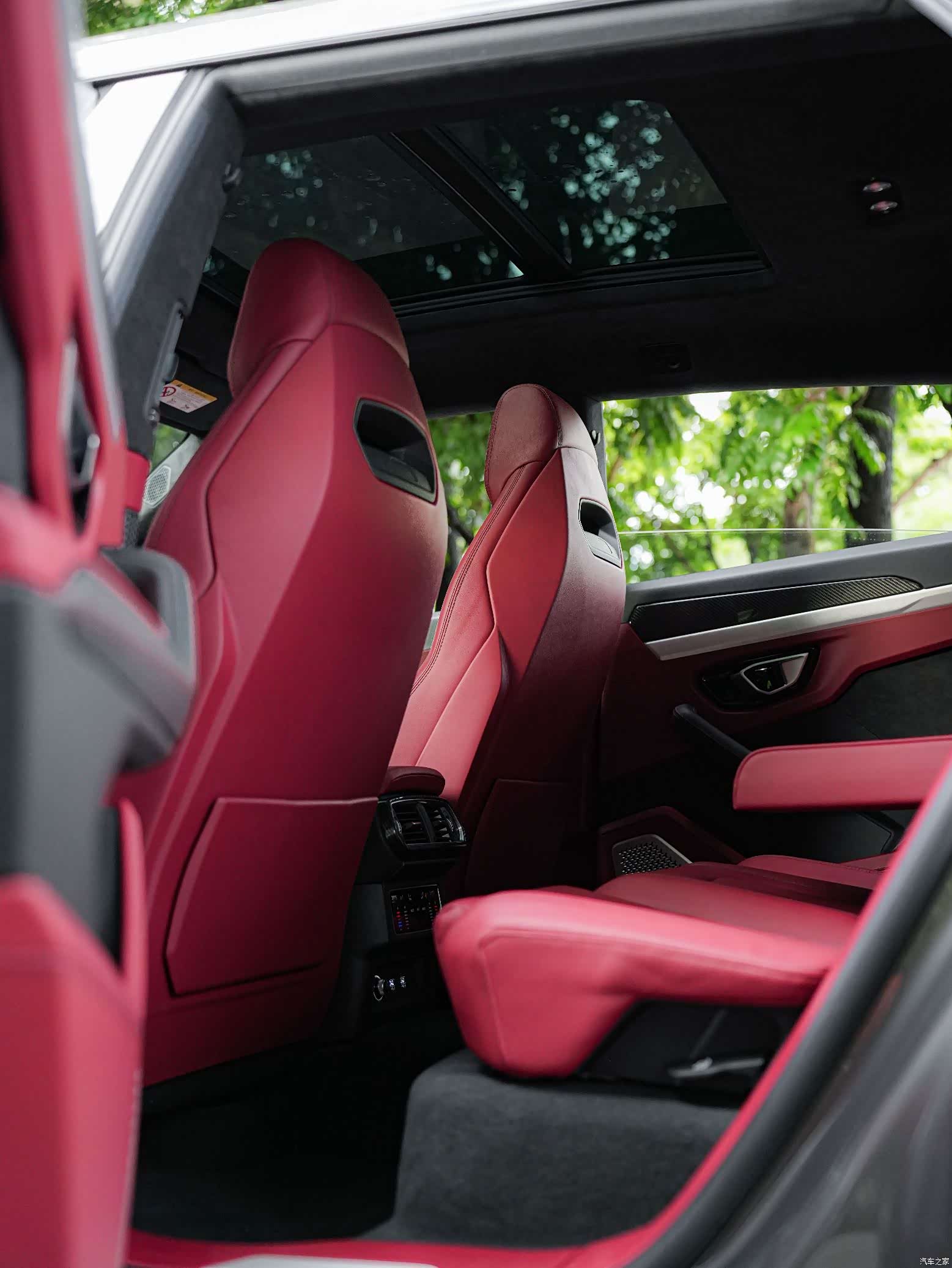 Lamborghini Urus, 2021 19