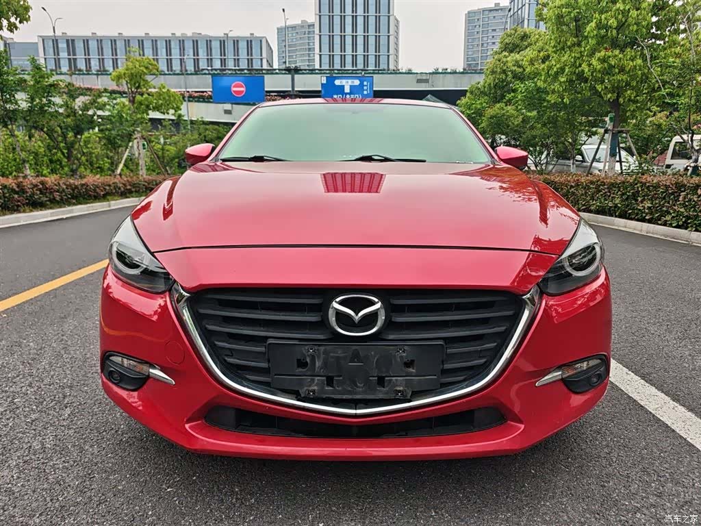 Mazda Mazda3, 2019 3
