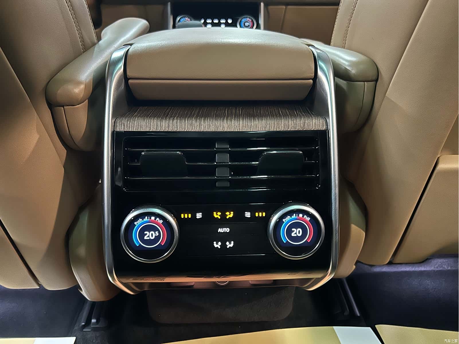 Land Rover Range Rover, 2023 23