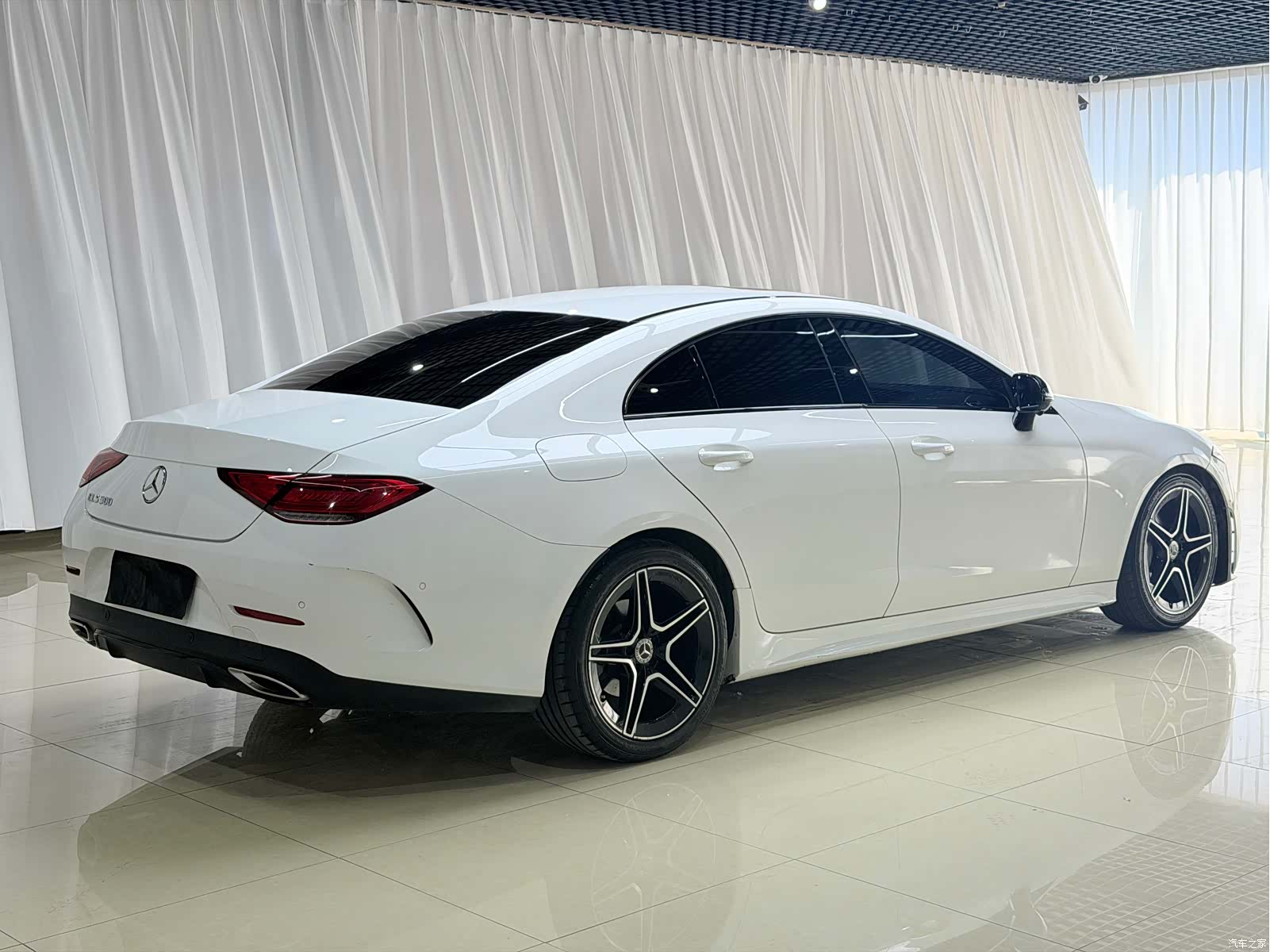 Mercedes-Benz CLS, 2020 4