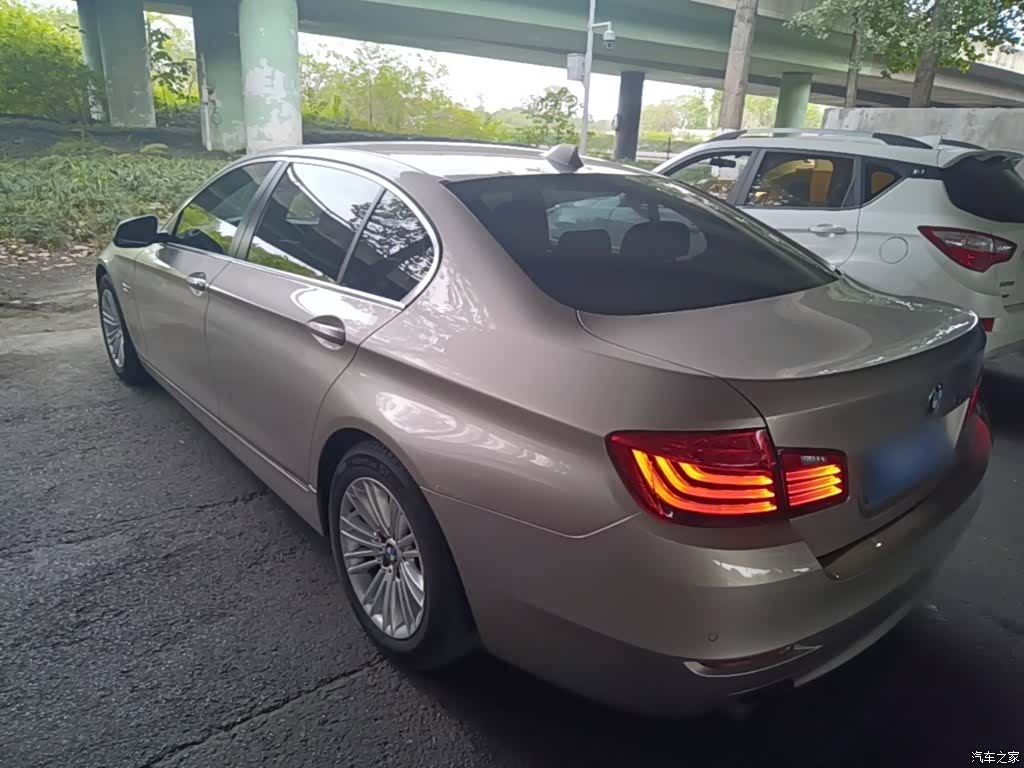 BMW 5 Series, 2015 все фото