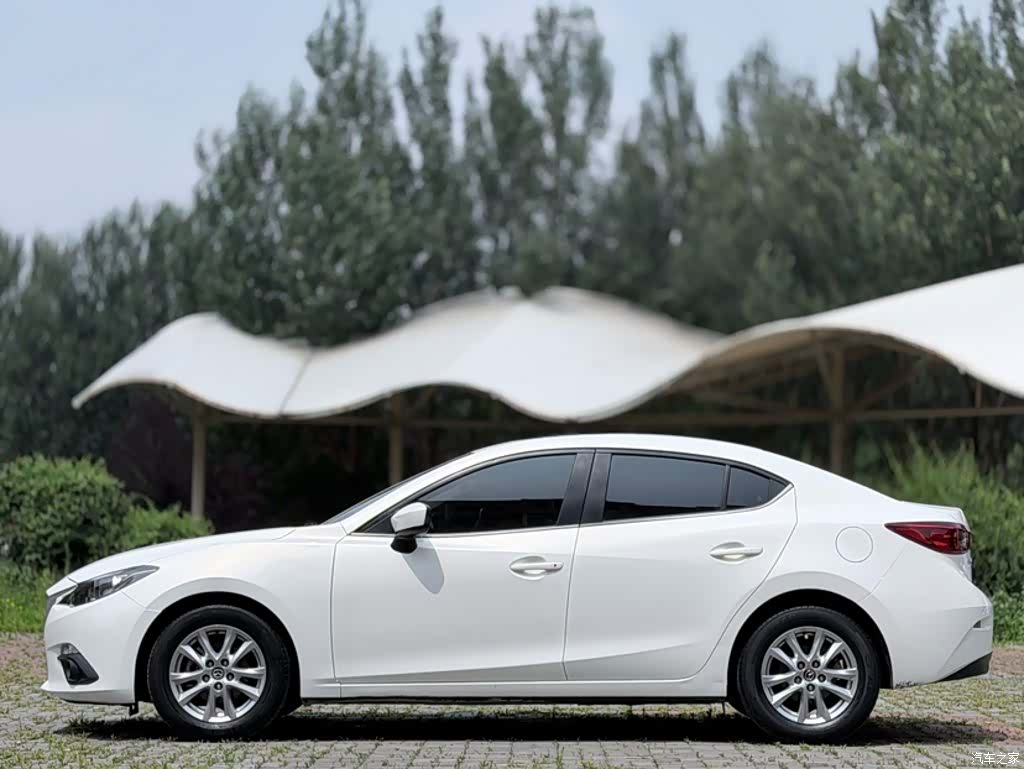Mazda Mazda3, 2016 7
