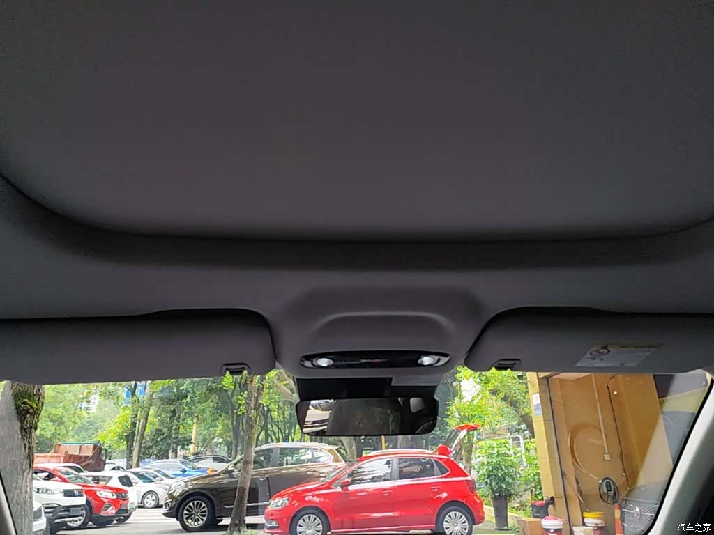 Geely Galaxy E5, 2024 18