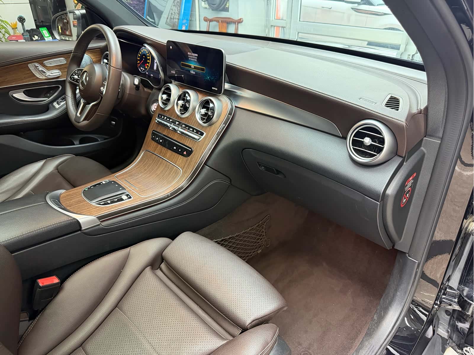 Mercedes-Benz GLC, 2020 32