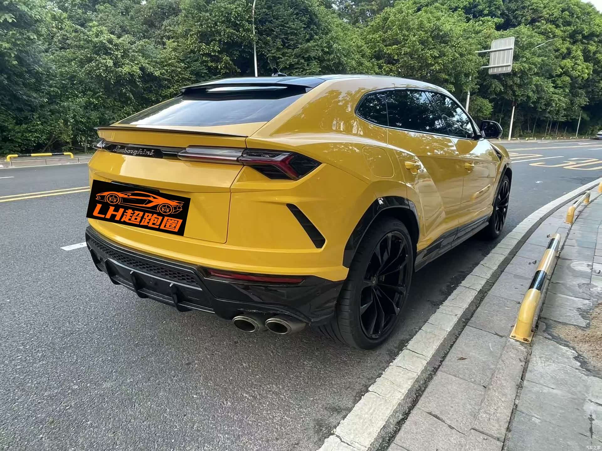 Lamborghini Urus, 2022 9
