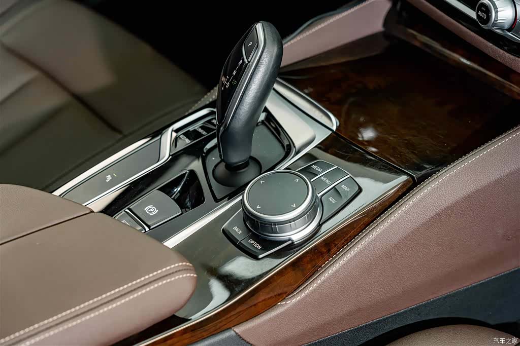 BMW 5 Series, 2019 18