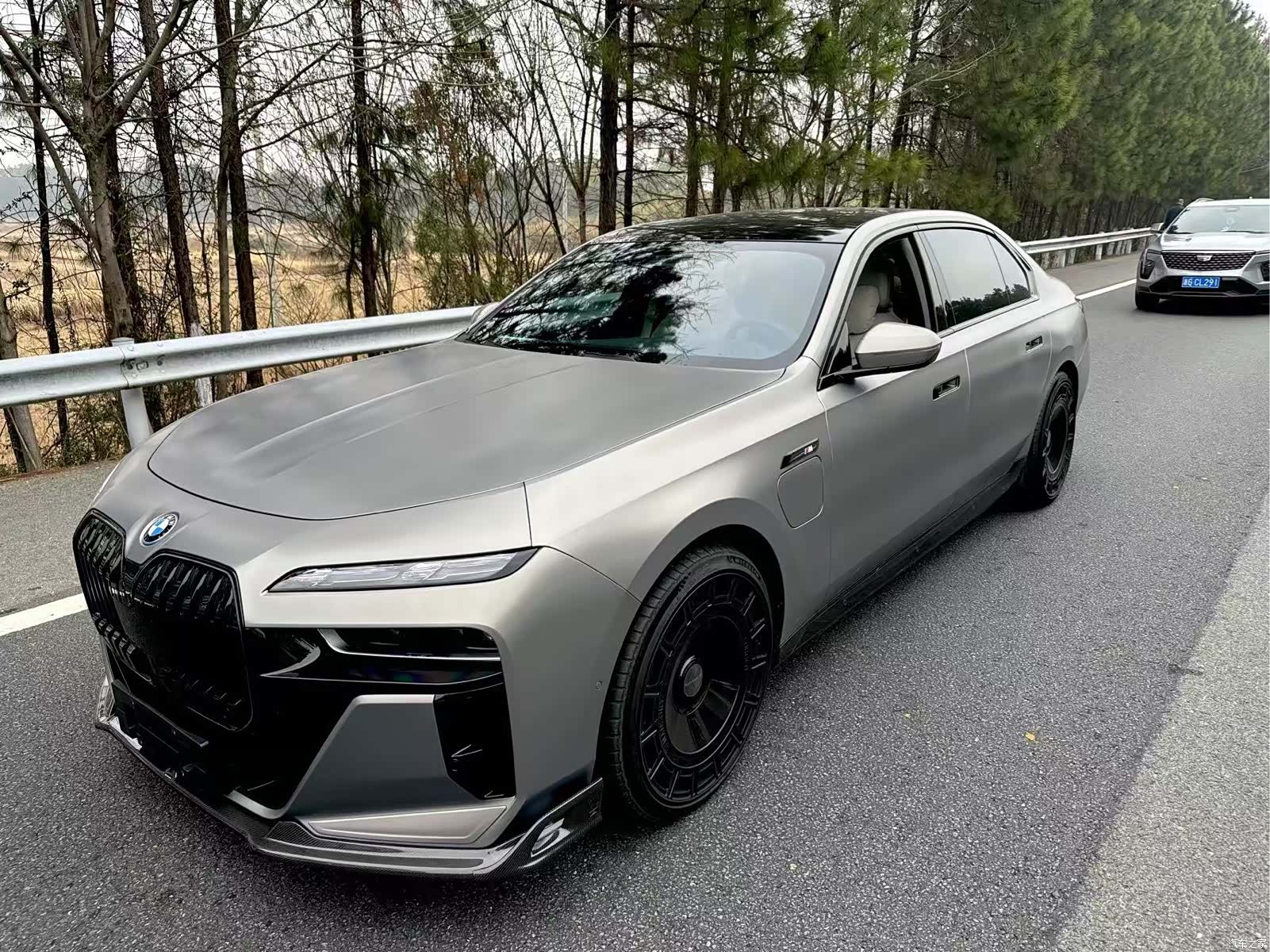 BMW i7, 2024 1