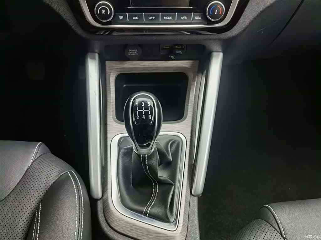 Geely X3, 2019 13