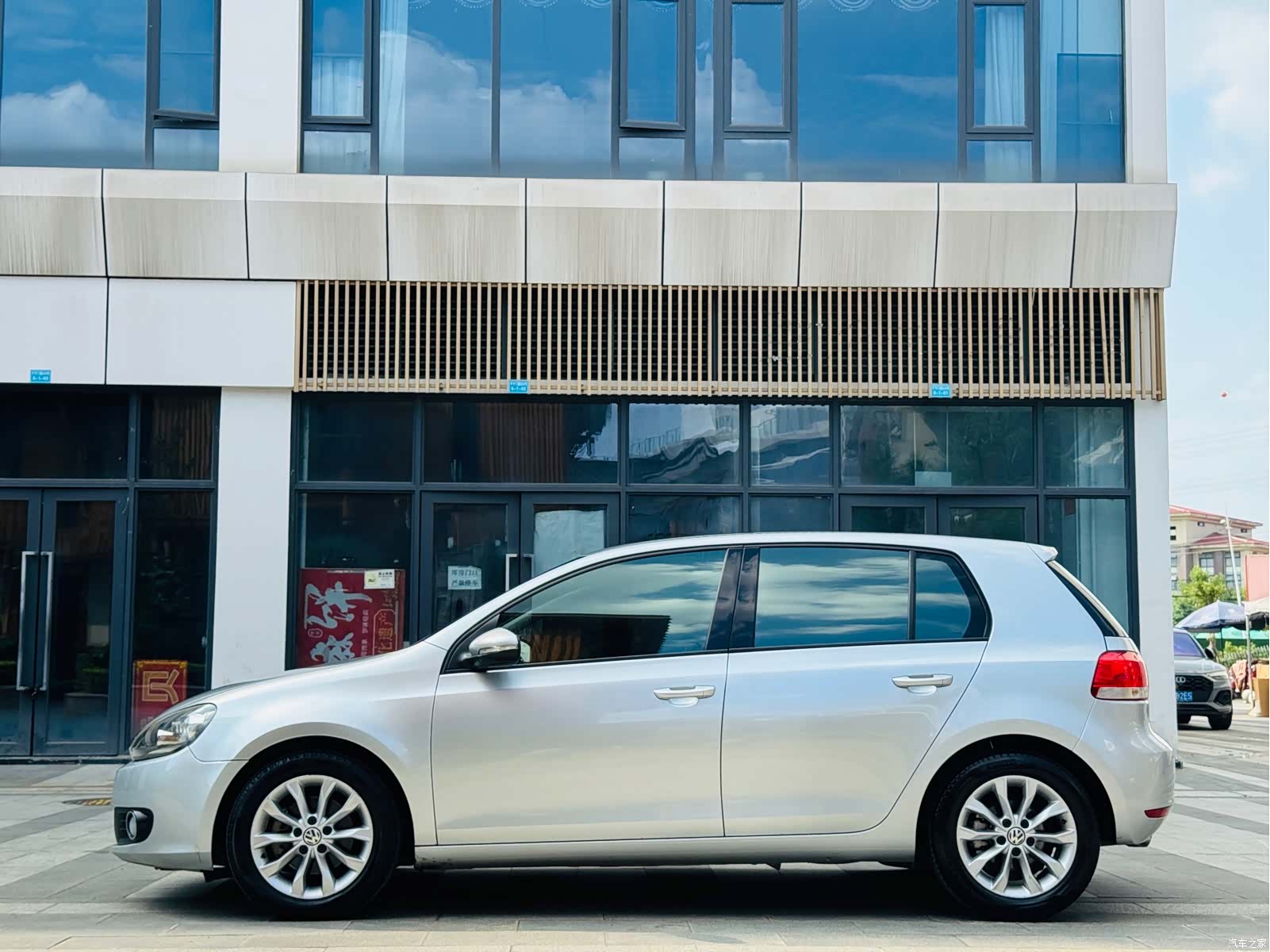 Volkswagen Golf, 2011 4