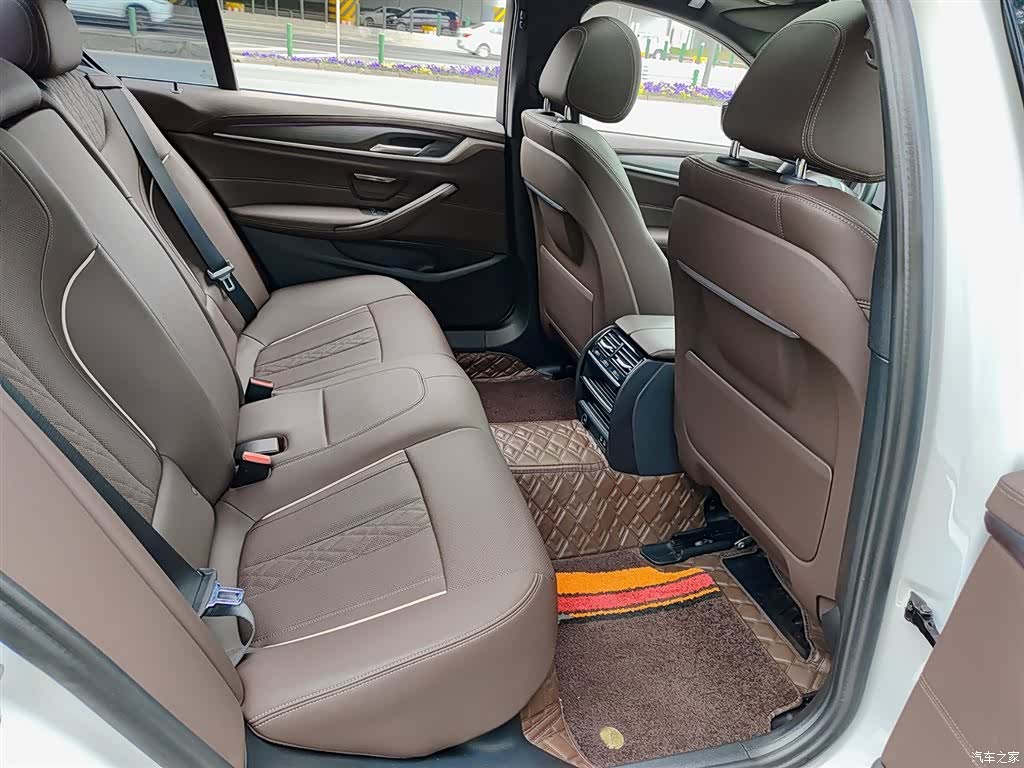 BMW 5 Series, 2024 11