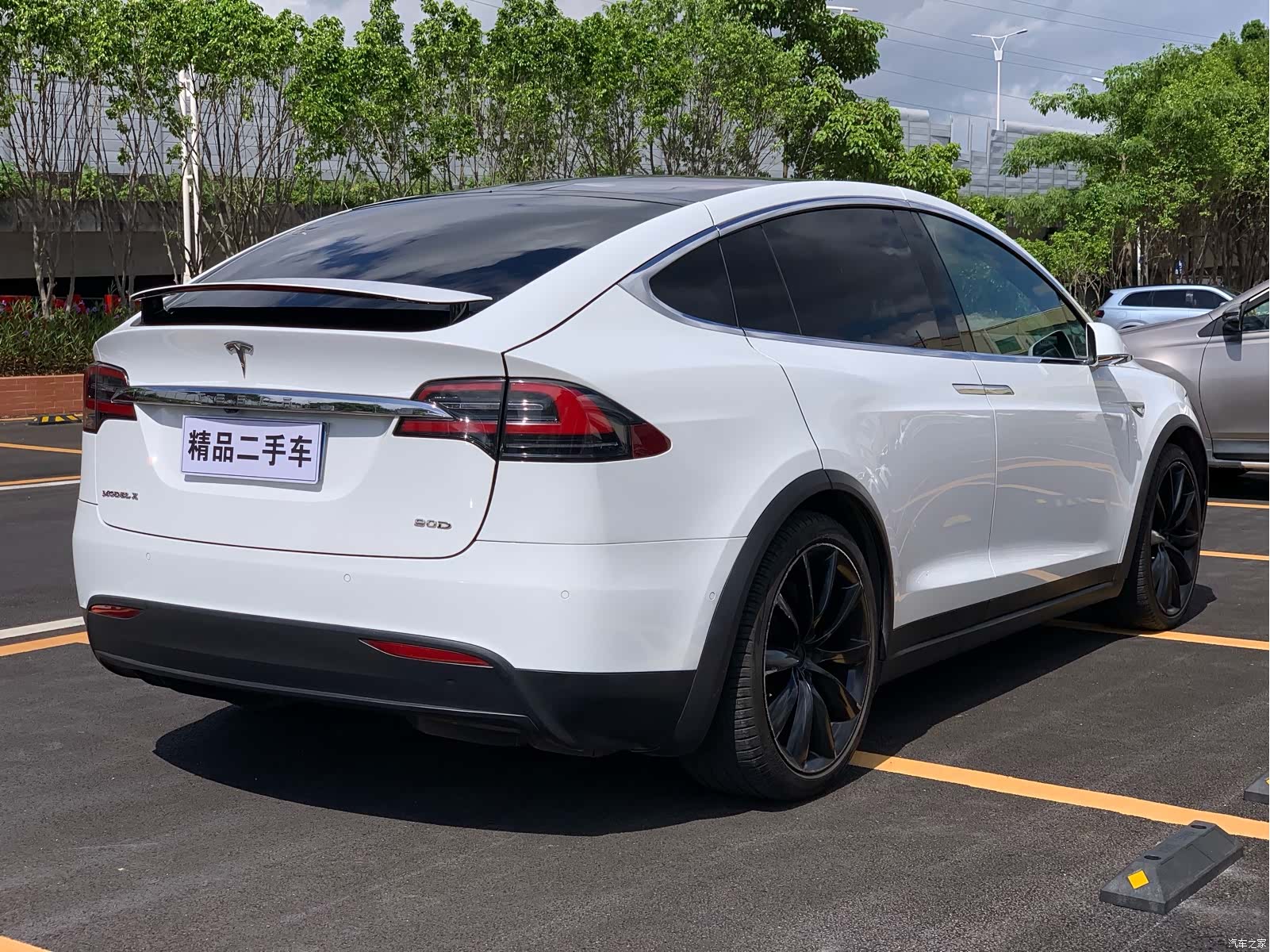 Tesla Model X, 2016 6