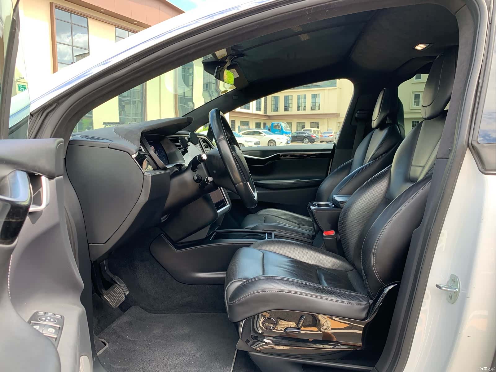 Tesla Model X, 2016 14