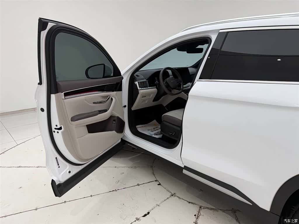 BYD Song, 2025 13